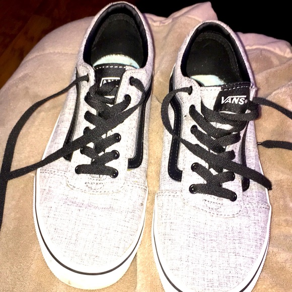 Vans - Picture 1 of 4